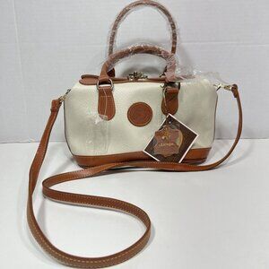NWT Coldwater Canyon Women's Genuine Split Leather Crossbody Purse Cream Brown
